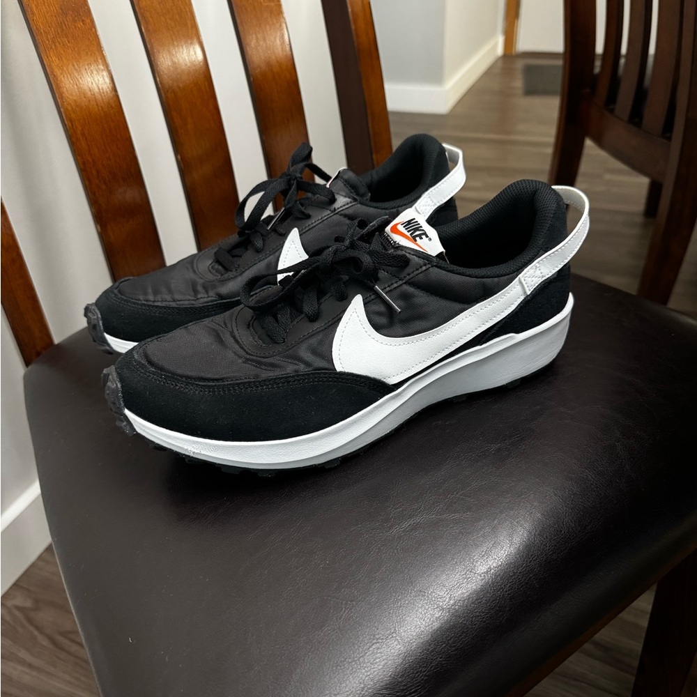 Nike Men’s Waffle Debut Black and White Sneaker